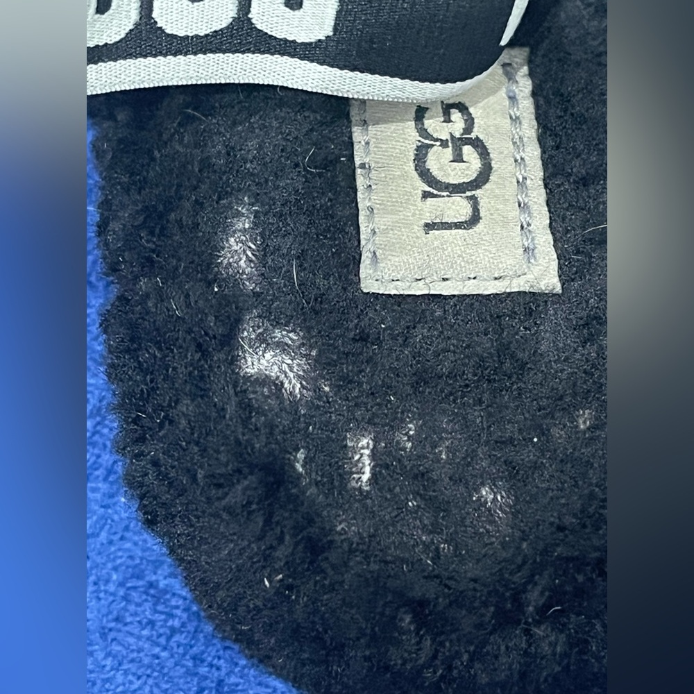 Ugg Cozy Stylish Fluff Yeah Slide Slippers Black Size 2Y - Picture 9 of 16